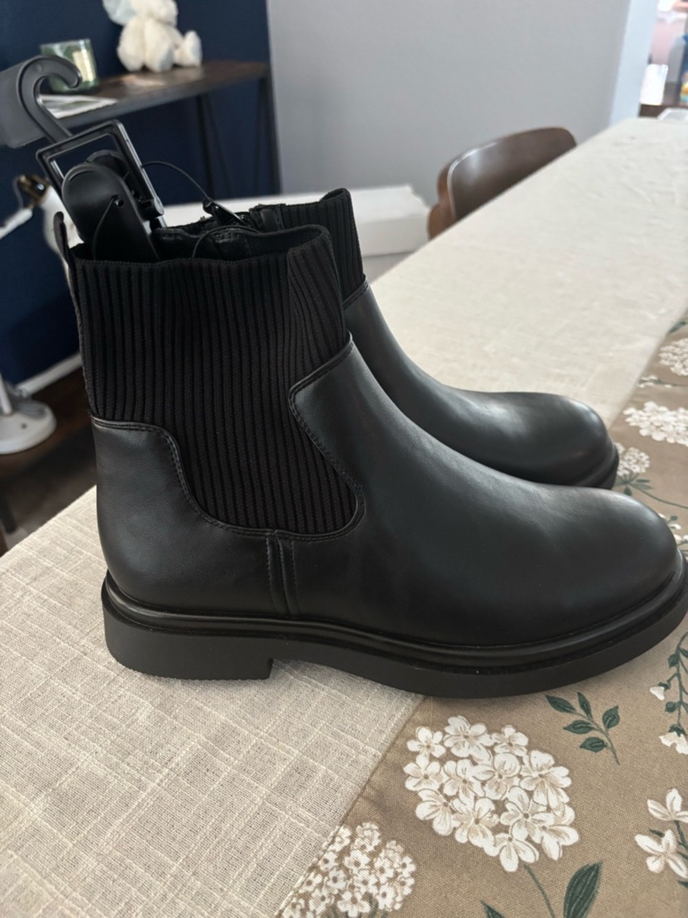 No Boundaries Black Chelsea Booties
